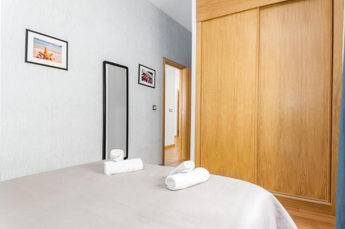 -Malagasunapts- Modern Citycentre Pool&Parking المظهر الخارجي الصورة