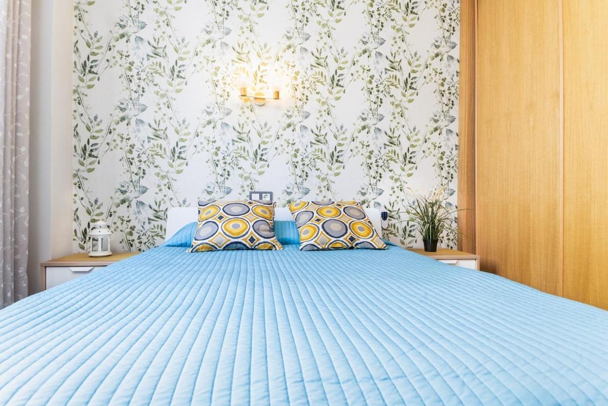-Malagasunapts- Modern Citycentre Pool&Parking المظهر الخارجي الصورة
