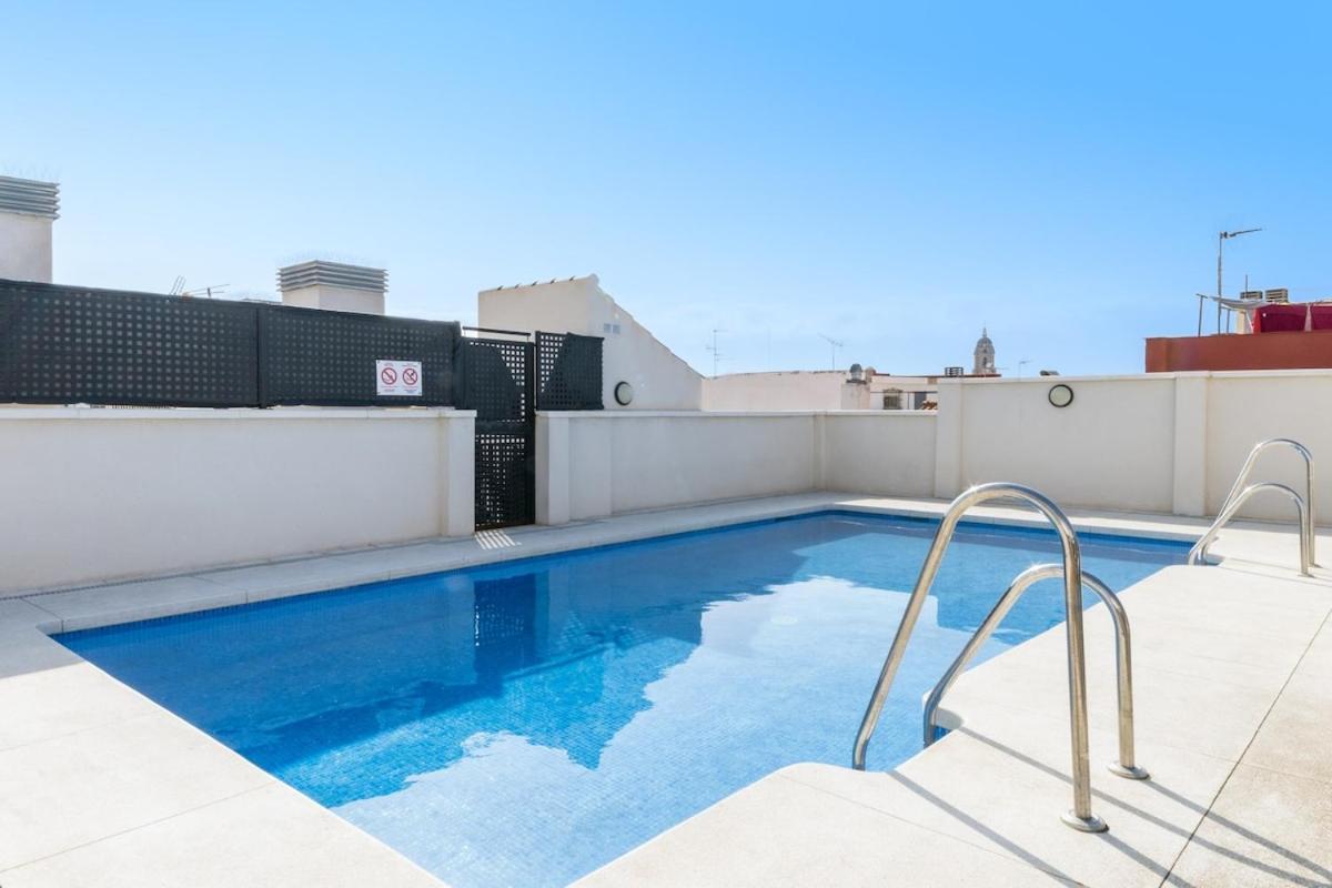 -Malagasunapts- Modern Citycentre Pool&Parking المظهر الخارجي الصورة